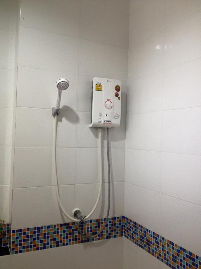 Hobby Hotel Uttaradit Exterior photo
