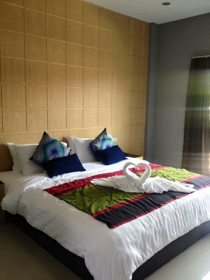 Hobby Hotel Uttaradit Exterior photo